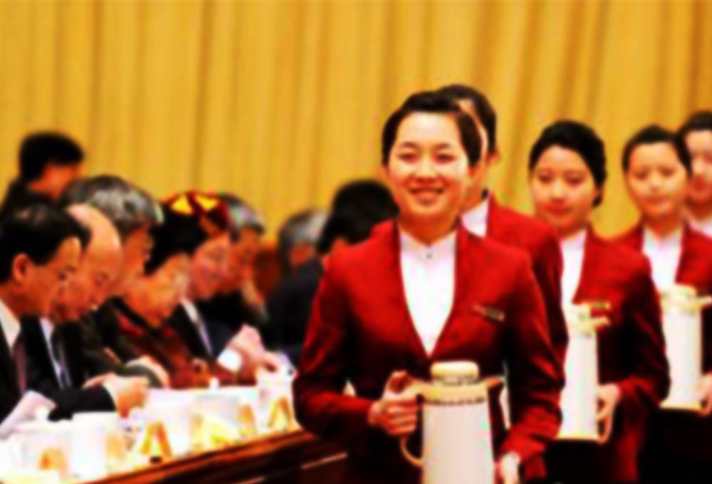 續(xù)水禮儀、表情管理都要到位